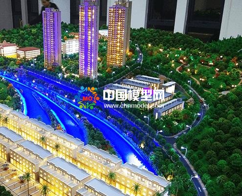 山體沙盤(pán)模型因地形而復(fù)雜或簡(jiǎn)單步驟不能少