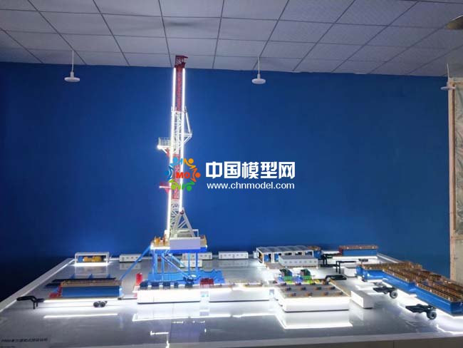 自動化鉆機(jī)模型