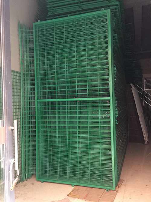 現(xiàn)貨護(hù)欄網(wǎng)價(jià)格 現(xiàn)貨護(hù)欄網(wǎng)價(jià)格